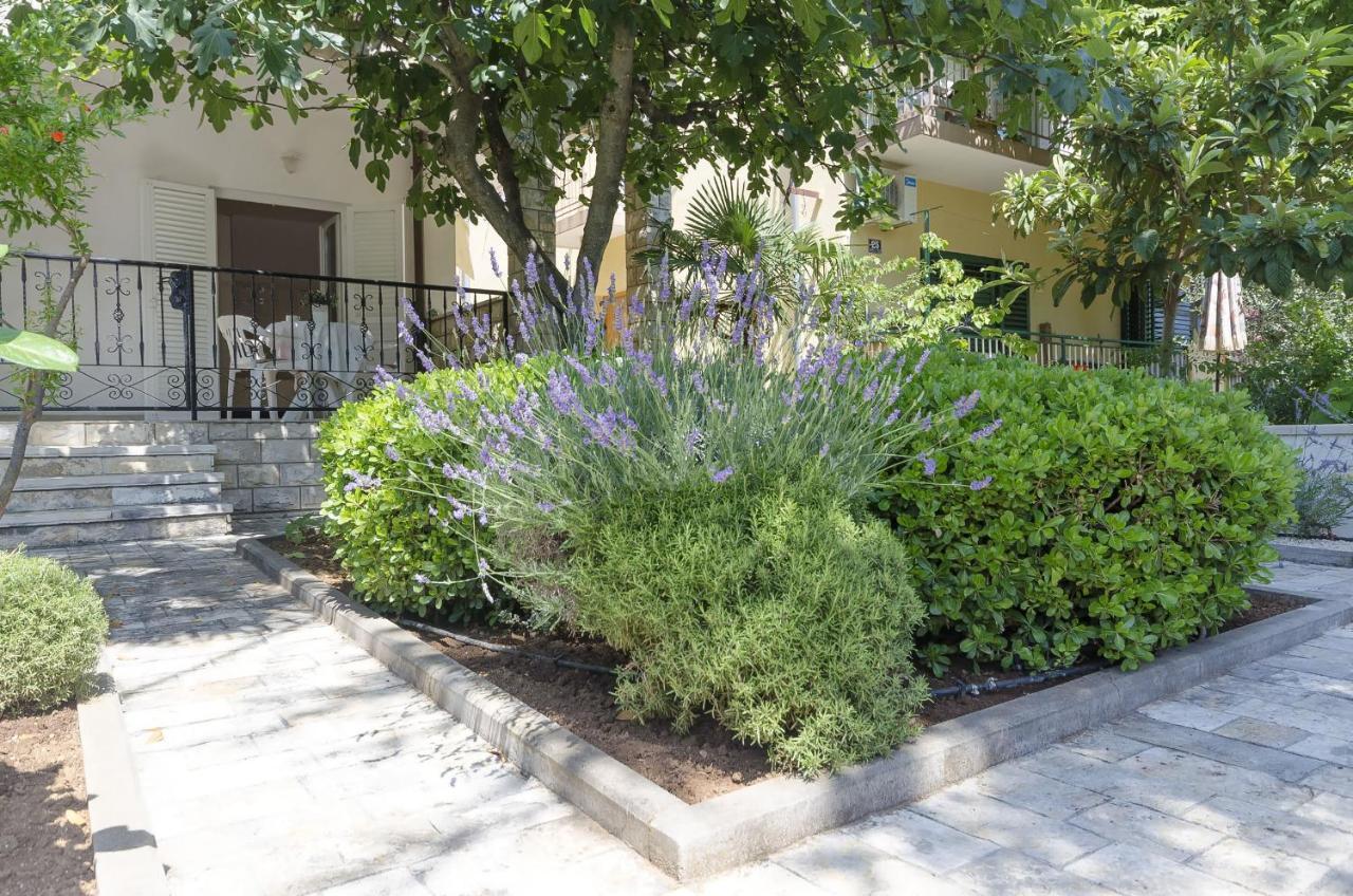 Apartments Karolina Vodice Luaran gambar