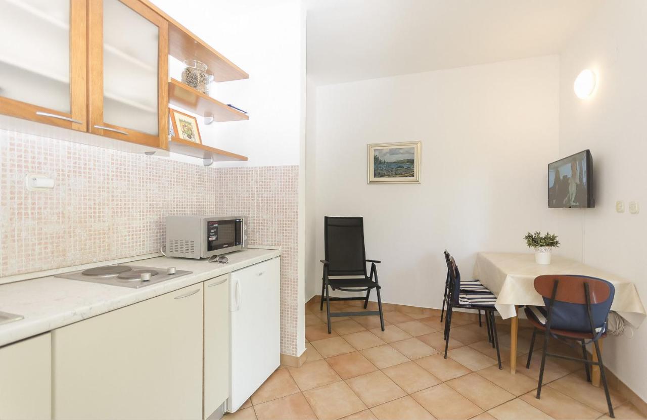 Apartments Karolina Vodice Luaran gambar